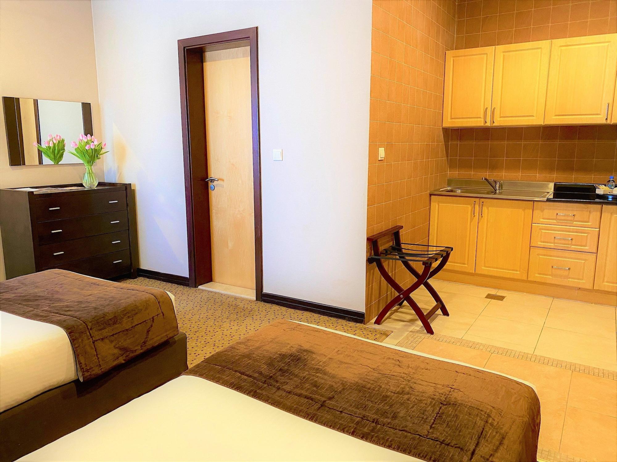 Kingsgate Hotel Doha By Millennium Hotels Экстерьер фото