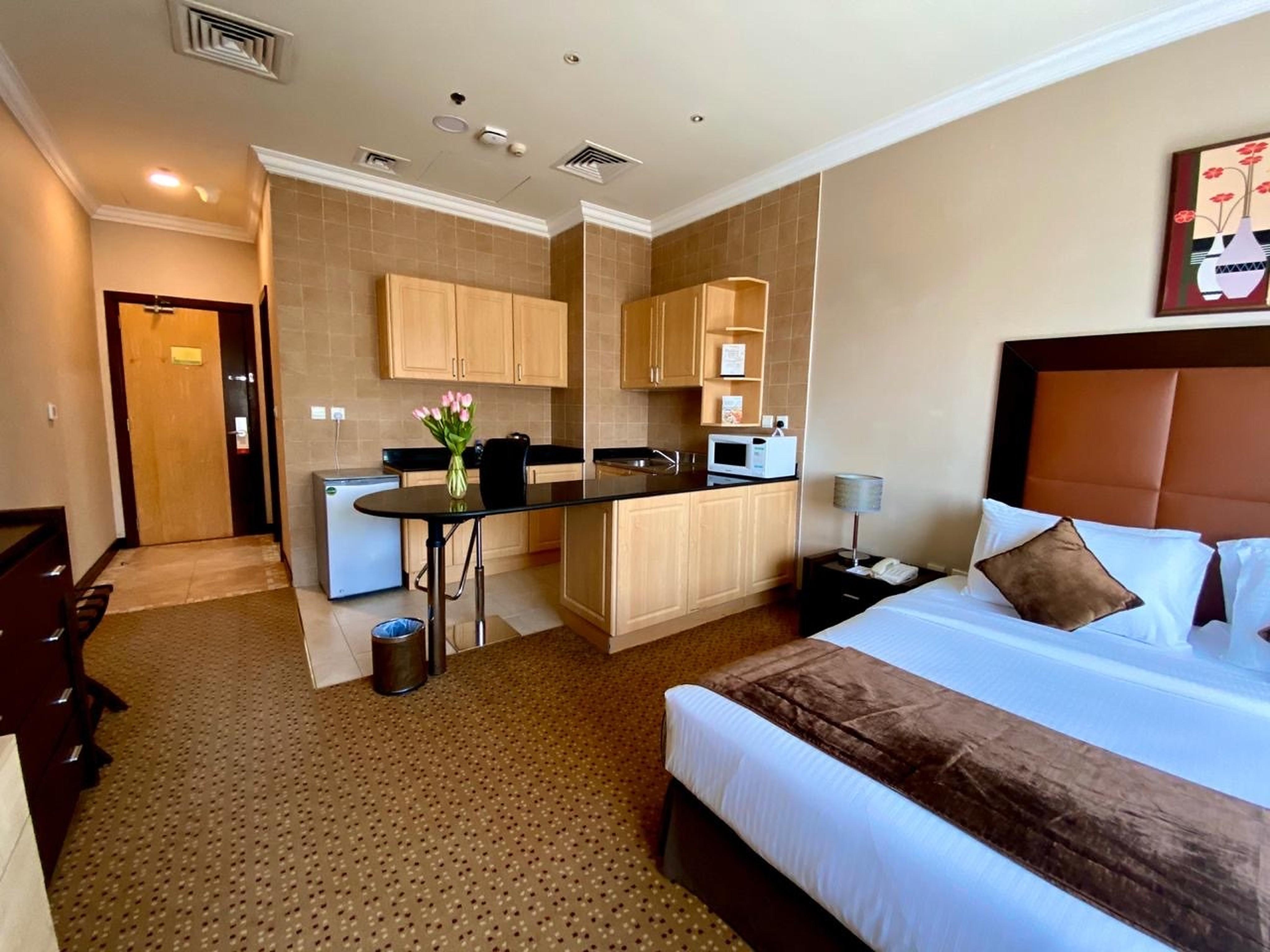 Kingsgate Hotel Doha By Millennium Hotels Экстерьер фото